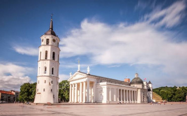 vilnius katedral meydanı - turuncuyolcu-WABHK